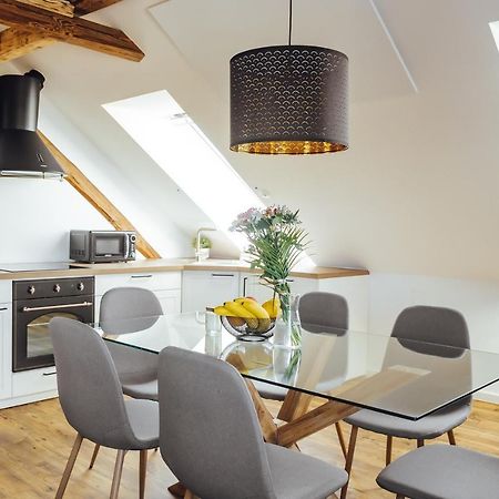 Drive Caffe Apartments Trzin Εξωτερικό φωτογραφία