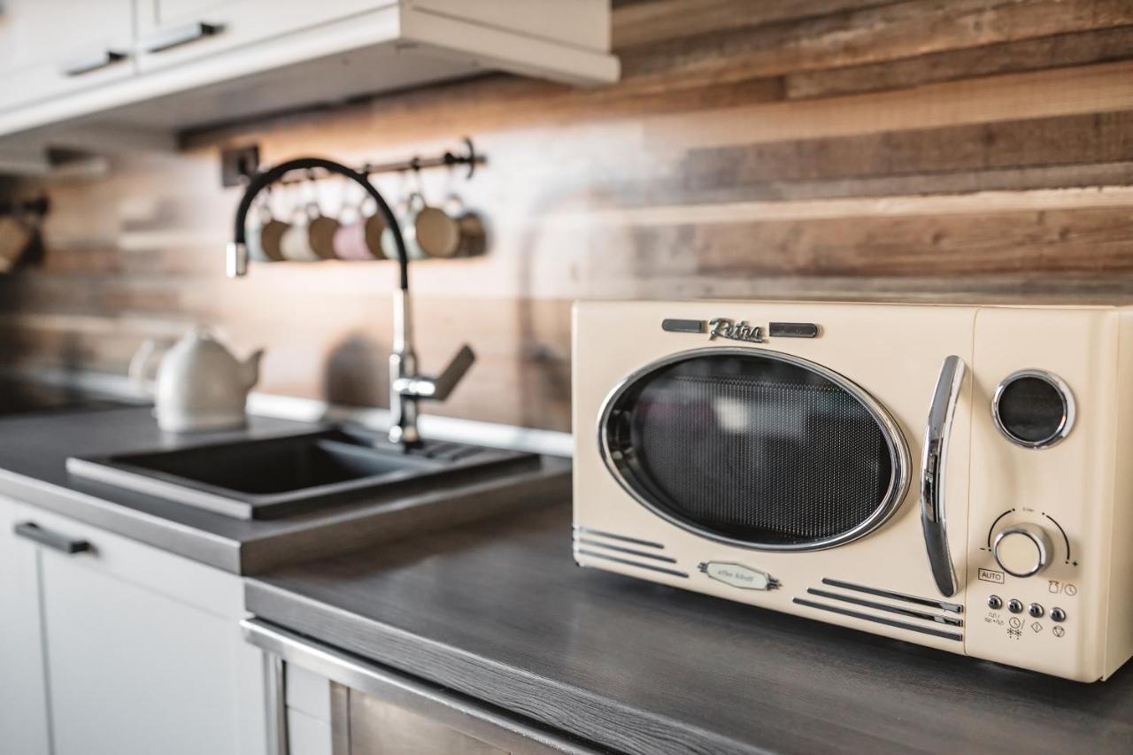 Drive Caffe Apartments Trzin Εξωτερικό φωτογραφία