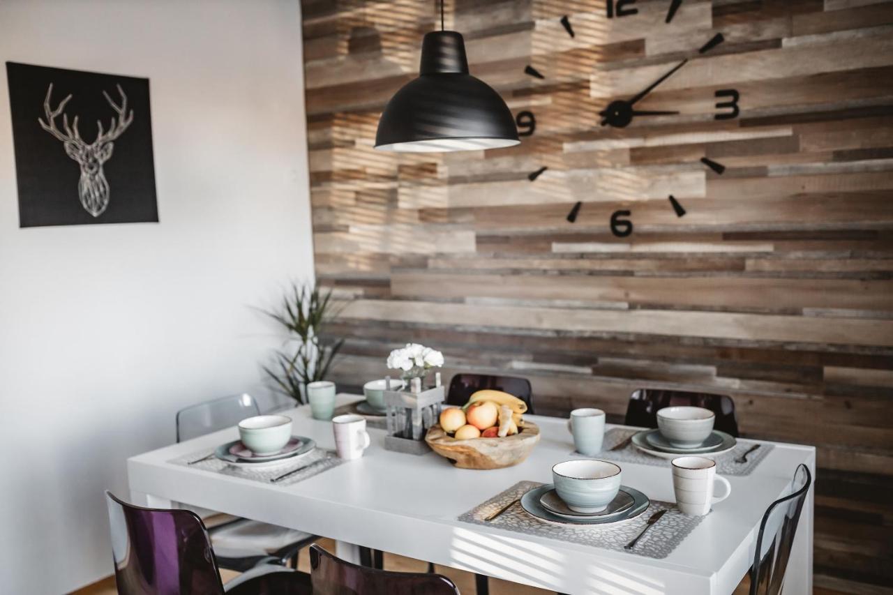 Drive Caffe Apartments Trzin Εξωτερικό φωτογραφία