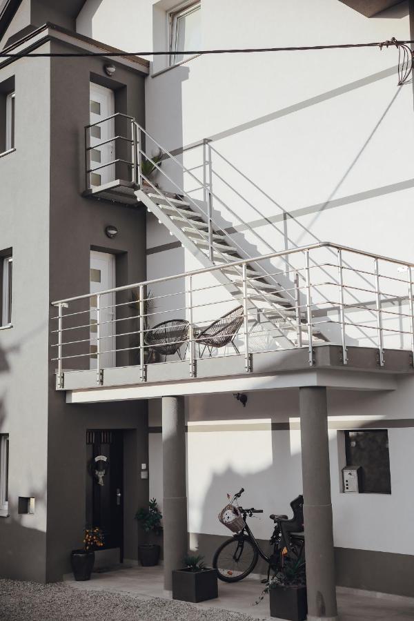 Drive Caffe Apartments Trzin Εξωτερικό φωτογραφία