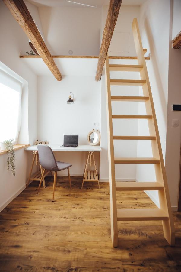 Drive Caffe Apartments Trzin Εξωτερικό φωτογραφία